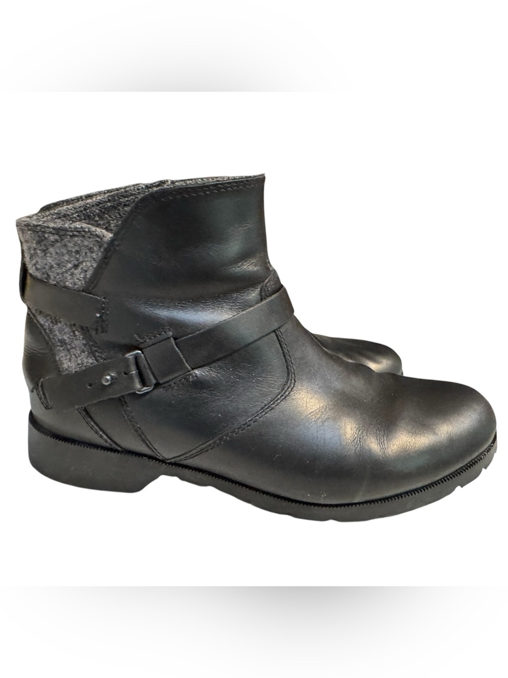 Teva Black Leather Ankle Booties with Gray Knit Collar